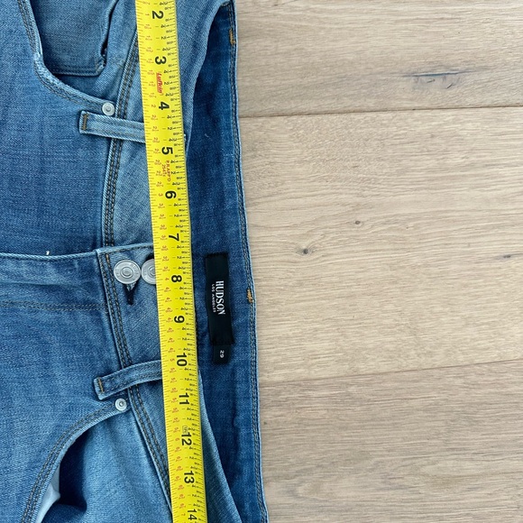 Super Cool Hudson Jeans Take 20% off - Picture 5 of 6